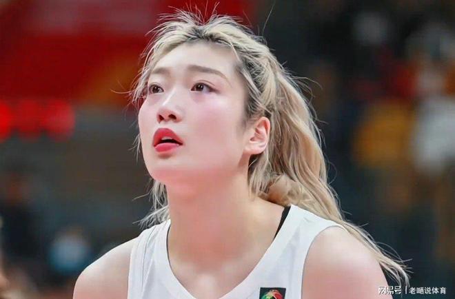 最令大龄剩女崩溃的瞬间是什么？网友：谁都知道去菜市场上买菜要买新鲜的