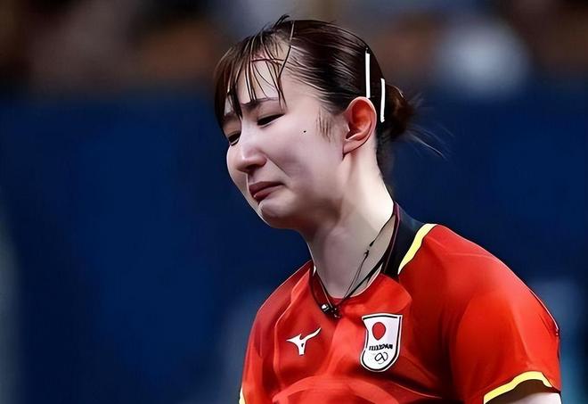 凌晨5点世界杯19亿大战！2大超级中锋对决头号黑马冲击4强